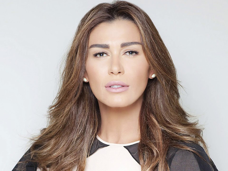 اضغط لمشاهدة الفيديو: أغرب 5 مواقف للممثلة نادين الراسي!